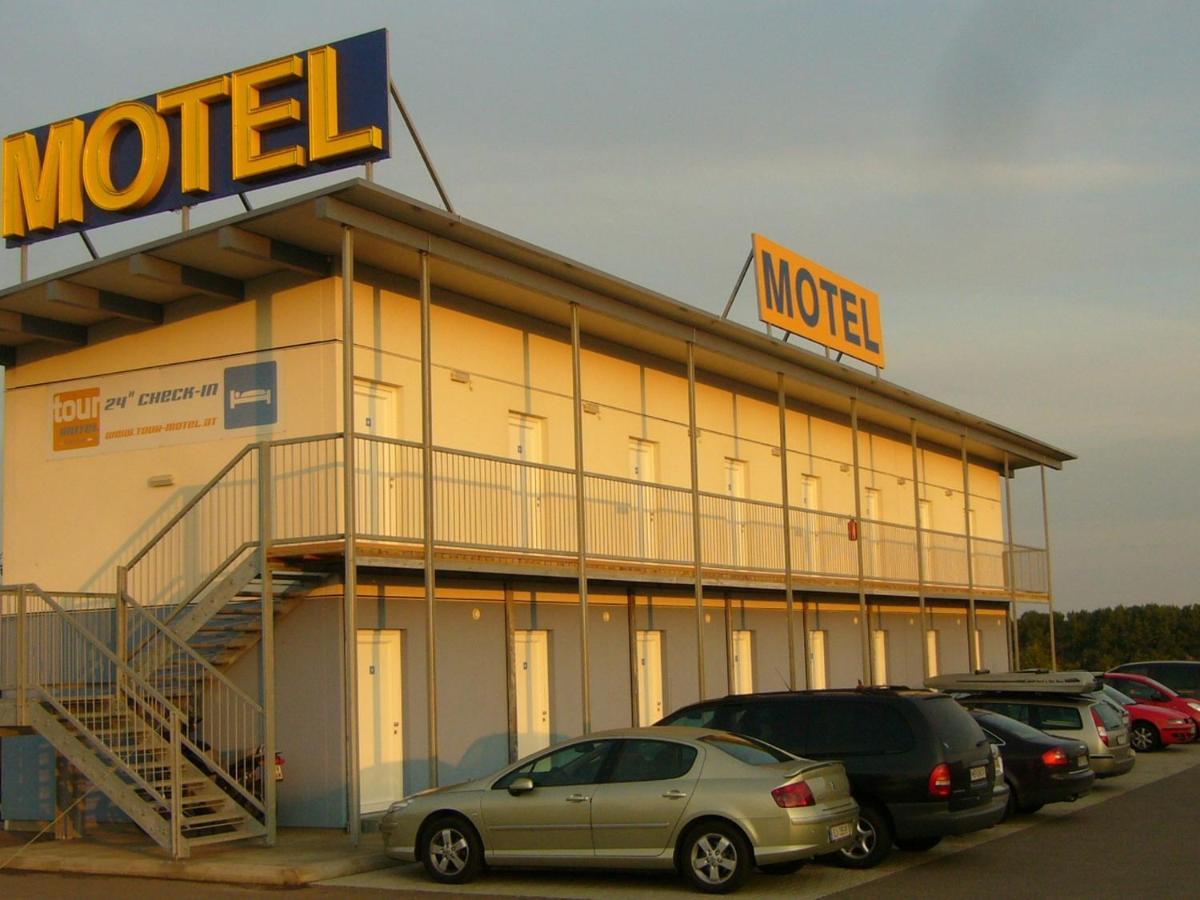 Tour-Motel Wilfersdorf  Buitenkant foto